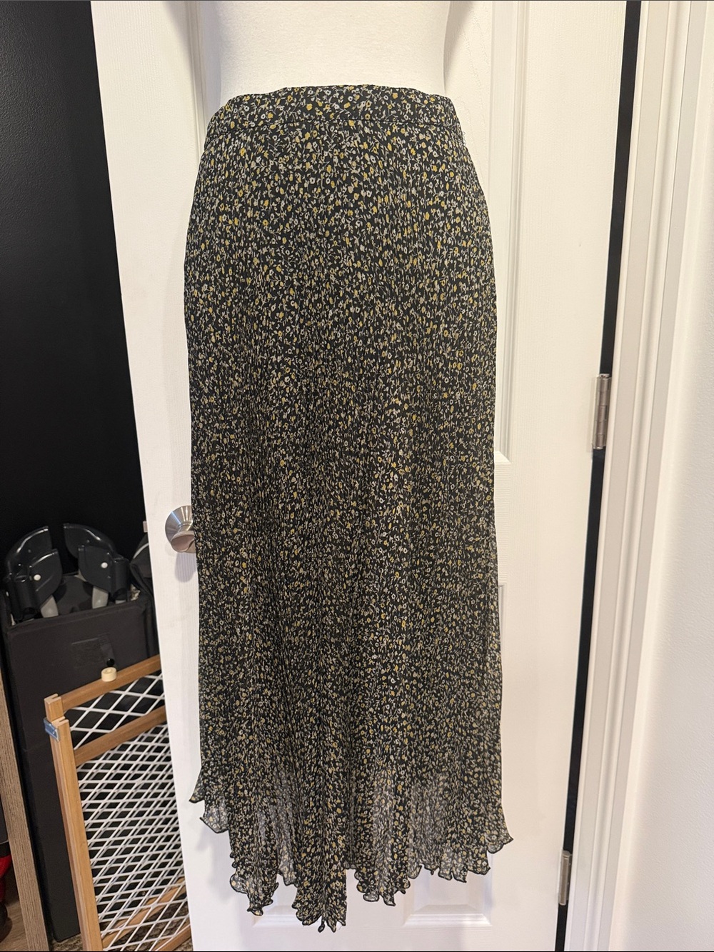 Abercrombie & Fitch Black Midi Skirt with Yellow Floral Print